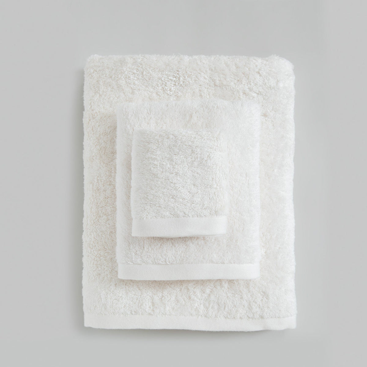 Kleur: Ecru | Solid ecru handdoek