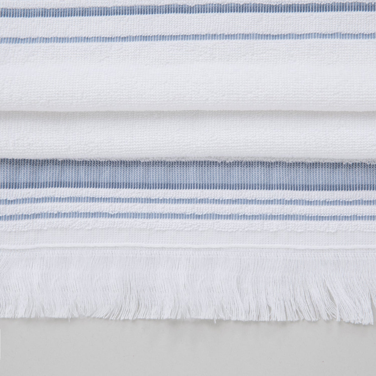 Handdoek | Derin - Wit/Marineblauw | Bamboe & Katoen - Pure Harmony