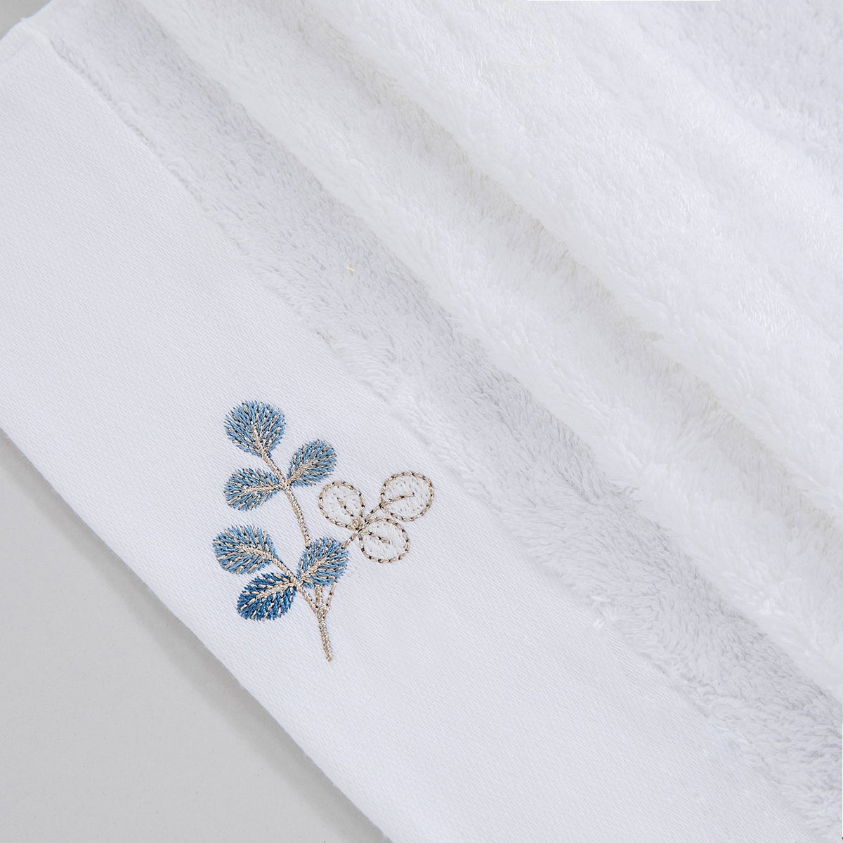 Handdoek | Natureza - Wit | Bamboe & Katoen - Pure Harmony