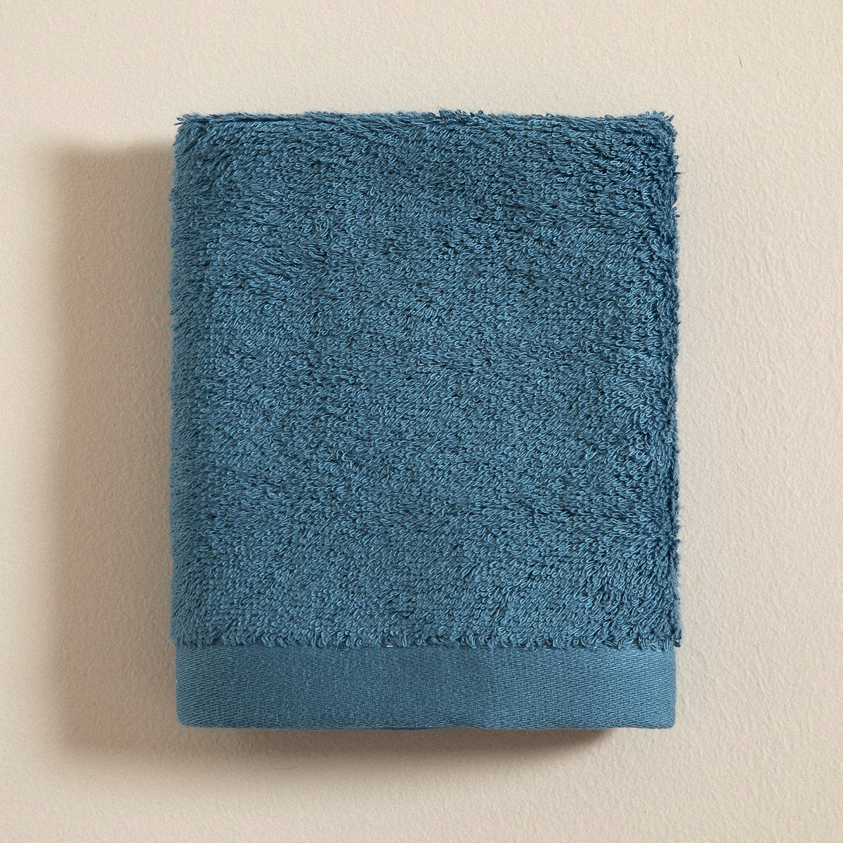 Kleur: Donkerblauw | Solid donkerblauw handdoek